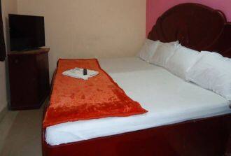 Prakash Paradise Lodge A/c, Srikalahasti 1